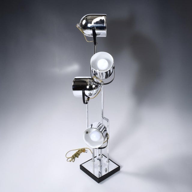 1970s 1970s Goffredo Reggiani Style Italian Modern Chrome Spotlight Table Lamp For Sale - Image 5 of 11