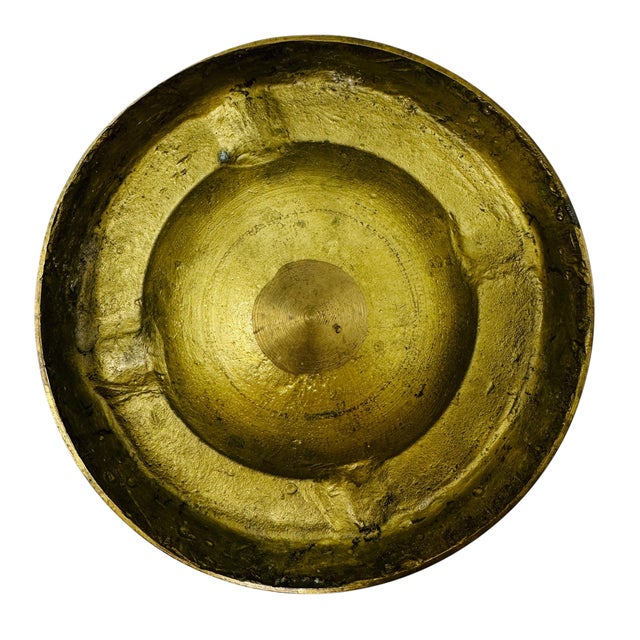 Pair of Vintage 1950s Italian Solid Brass Ashtrays, Heavy Cast 12oz Mid Century Modern Catchall Dishes, Original Patina Hollywood Regency For Sale - Image 9 of 16