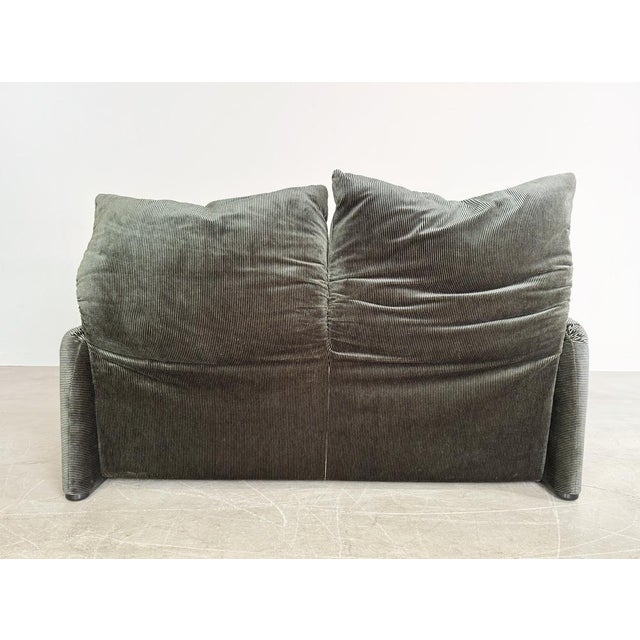 Textile Maralunga 2-Seater Sofa in Corduroy by Vico Magistretti for Cassina For Sale - Image 7 of 11