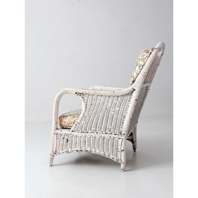 Antique White Wicker Lounge Chair With Floral Cushions For Sale - Image 4 of 17