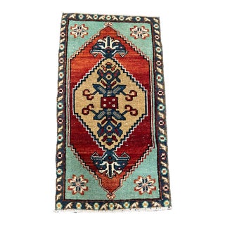 Turkish Yastik Rug 1'6" x 2'7" For Sale