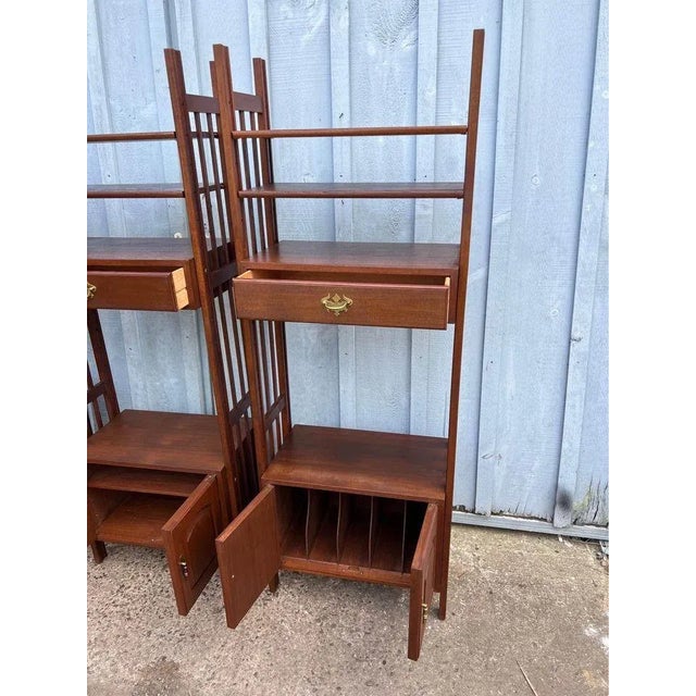 Mid 20th Century Mid 20th Century Vintage American Traditional Room Divider Shelving Unit Bookcase For Sale - Image 5 of 10