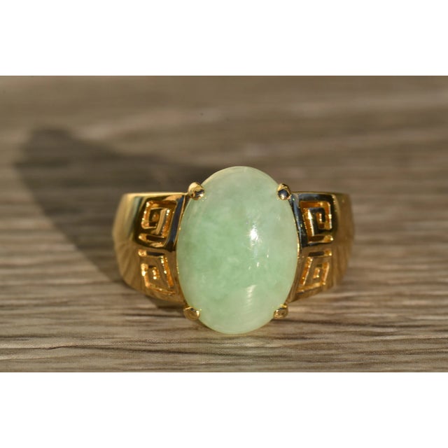 The Elata: Ladies Contemporary Jade Cocktail Ring in 14K For Sale In Philadelphia - Image 6 of 8
