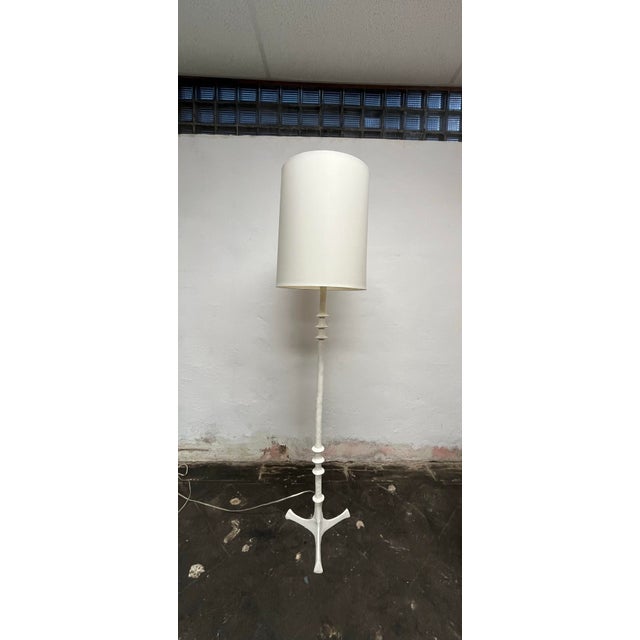 Alberto & Diego Giacometti Italian Mid-Century White Painted Turned Post Floor Lamp (Manner of Giacometti) For Sale - Image 4 of 6