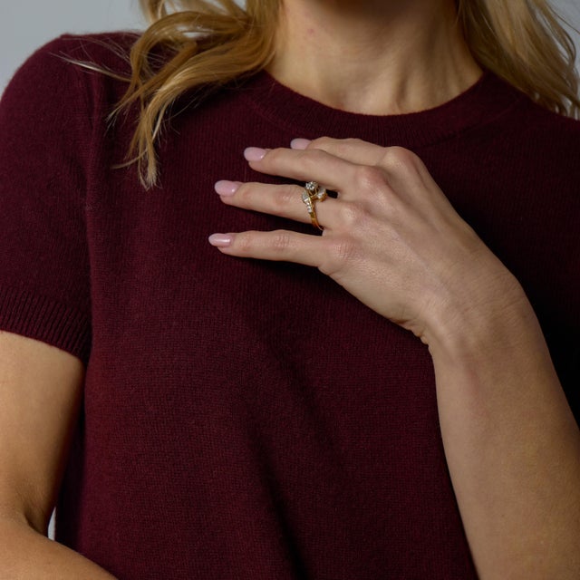 1980s Vintage Diamond 14k Yellow Gold Engagement Ring, Size 8 For Sale - Image 5 of 6