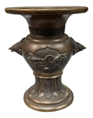Late 19th Century Chinese Archaistic Bronze Turtle/Floral Motif Phoenix Head Handles Gu-Form Vase