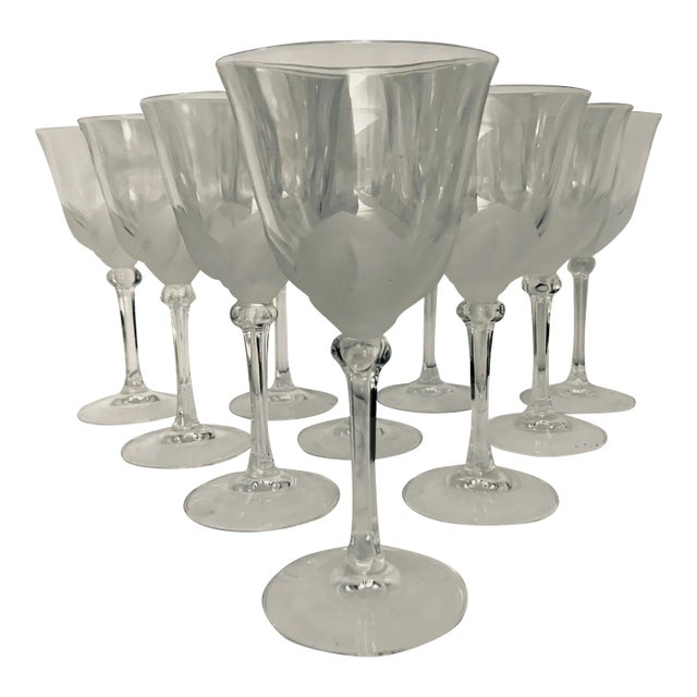 Vintage J G Durand ‘Florence‘ Petal Wine Glasses - Set of 10 For Sale