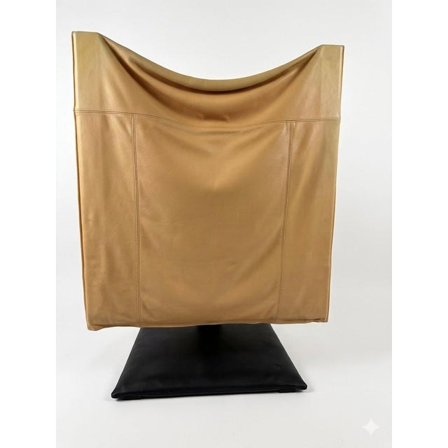 Ligne Roset Set of Vintage Leather Lounge Chair with Ottoman from Ligne Roset, 1980s For Sale - Image 4 of 9