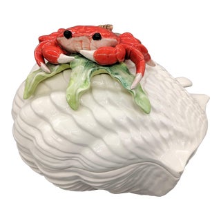 20th Century Cottage Sea Shell and Crab Soup Tureen With Ladle - 3 Pieces For Sale