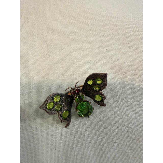 Antique Art Nouveau Insect Brooch with Green Paste Stones and Butterfly Bow Tie in C-Clasp, 1890s For Sale - Image 3 of 7
