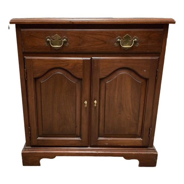Henkel Harris Virginia Galleries Nightstand Cabinet For Sale
