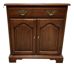 Henkel Harris Virginia Galleries Nightstand Cabinet