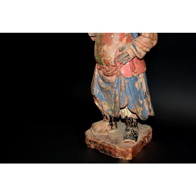 18th Century Ming Dynasty Polychrome Wood Statue of Warrior Guard For Sale In Los Angeles - Image 6 of 15