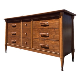 Fully-Refinished Mid Century Henredon Niner For Sale