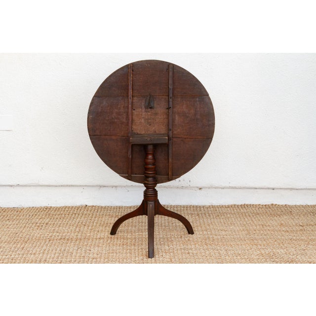 Wood 18th Century English Oak Round Tripod Table For Sale - Image 7 of 8