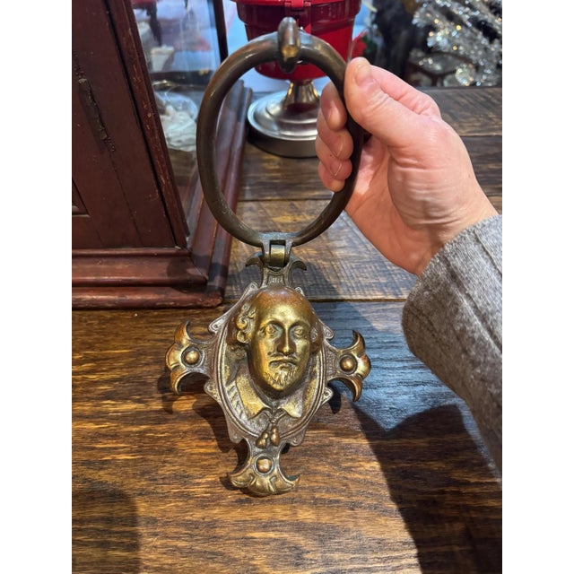 Antique Bronze 19th Century William Shakespeare Doorknocker For Sale - Image 4 of 9
