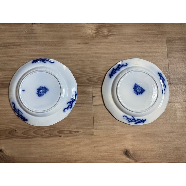Pair of Antique Samuel Alcock Flow Blue Chinoiserie Plates For Sale - Image 6 of 6