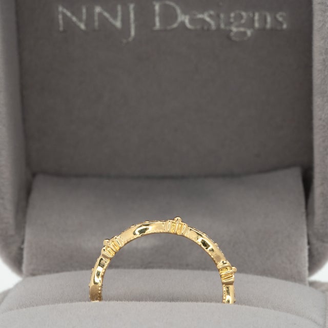 Minimalist Diamond Band With Earth-Mined Diamond Accents in Solid 14k Gold, Size 6.75 For Sale In Columbus - Image 6 of 8