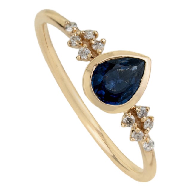 Pear Cut Blue Sapphire and Diamond Cluster Vintage Ring in 14k Gold Size 9 For Sale