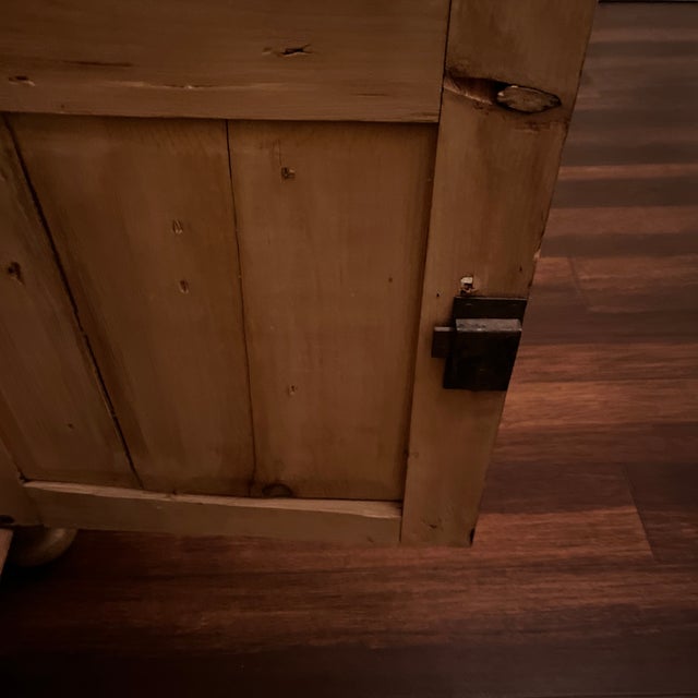 Early 19th Century English Pine Sideboard or Dresser For Sale - Image 9 of 10