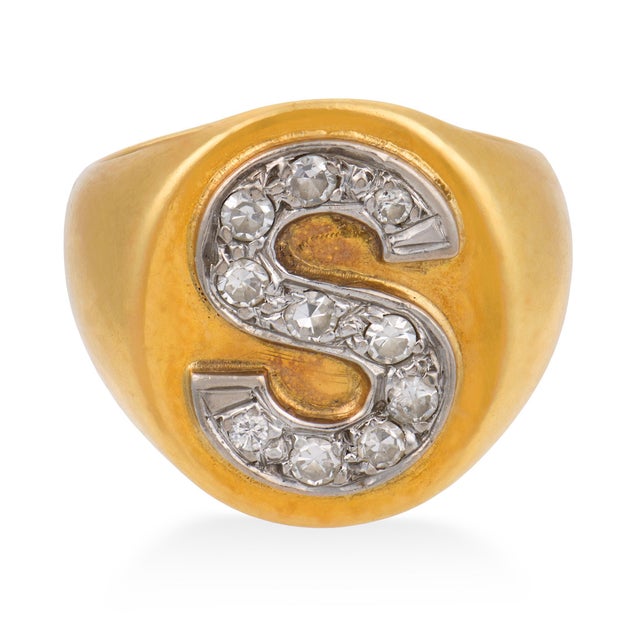 Contemporary Vintage Diamond 18k Two Tone Gold Signet "S" Ring, Size 4 For Sale - Image 3 of 7