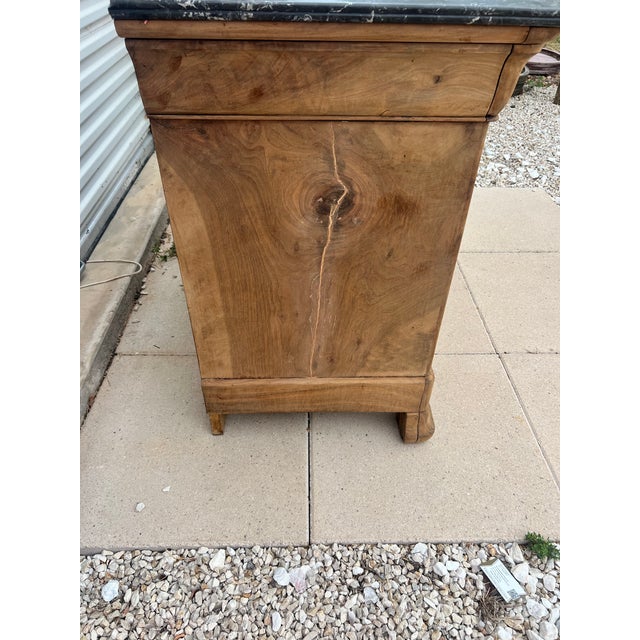 Wood French 19th Century Louis Philippe Bleached Burl Walnut Marble Top Commode For Sale - Image 7 of 12