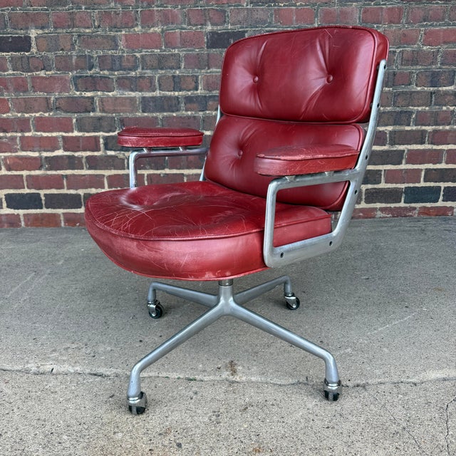Eames Time-Life Executive Office Chair for Herman Miller For Sale In Cleveland - Image 6 of 12