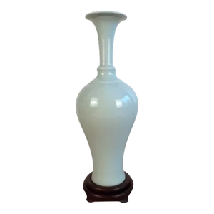Early 20th Century Chinese Celadon Liuyeping Vase