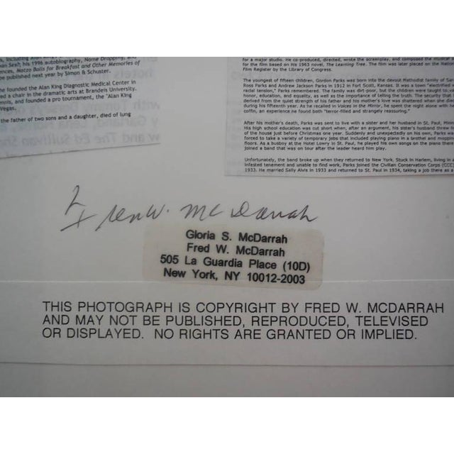 Fred McDarrah, Gordon Parks, Alan King and Genevieve Young Vintage Silver Gelatin photo, 1972 For Sale In Miami - Image 6 of 7