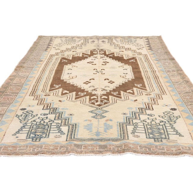 Tribal Late 19th Century Persian Malayer Rug, 04'00 X 06'05 For Sale - Image 3 of 10