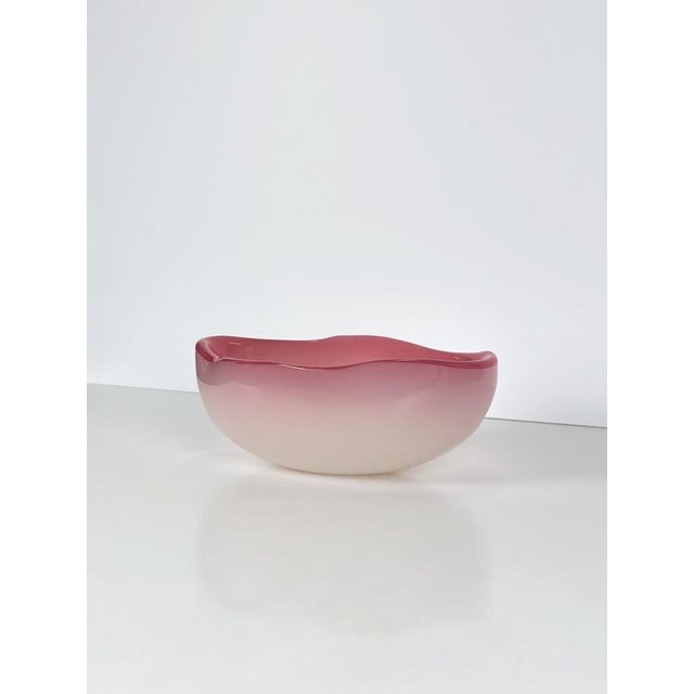 Large Murano Glass Bowl in Pink Alabastro from Archimede Seguso, Italy, 1960s For Sale - Image 3 of 10