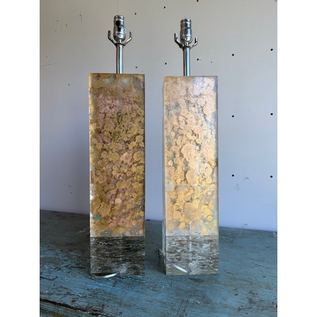 Vintage Heavy Pair of Fractal Resin Table Lamps - Gold Modernist Glam in Style of Romeo Rega - 20" Tall Rectangle Base For Sale - Image 9 of 18