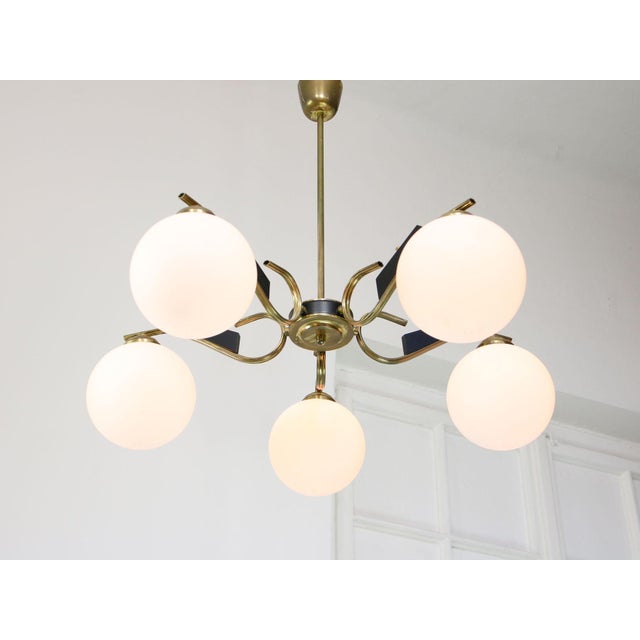 Mid-Century Modern Italian Brass and Opaline Chandelier, 1960 For Sale - Image 17 of 18