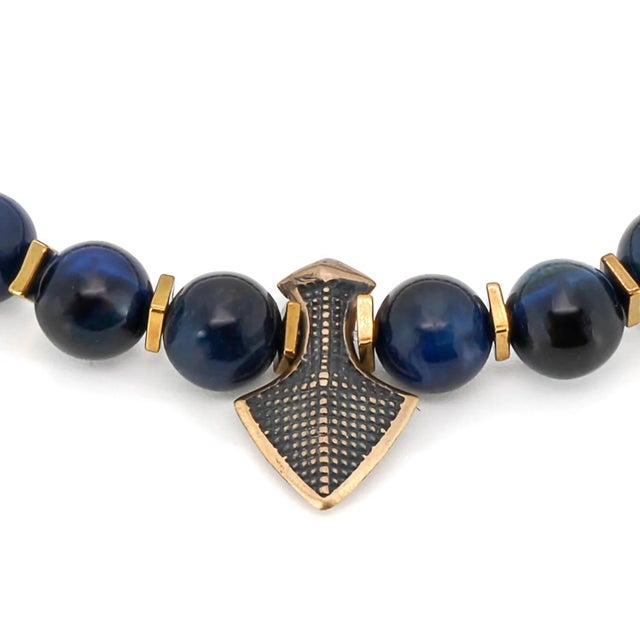 Asian Blue Tiger's Eye Stone Arrow Charm Beaded Bracelet For Sale - Image 3 of 7