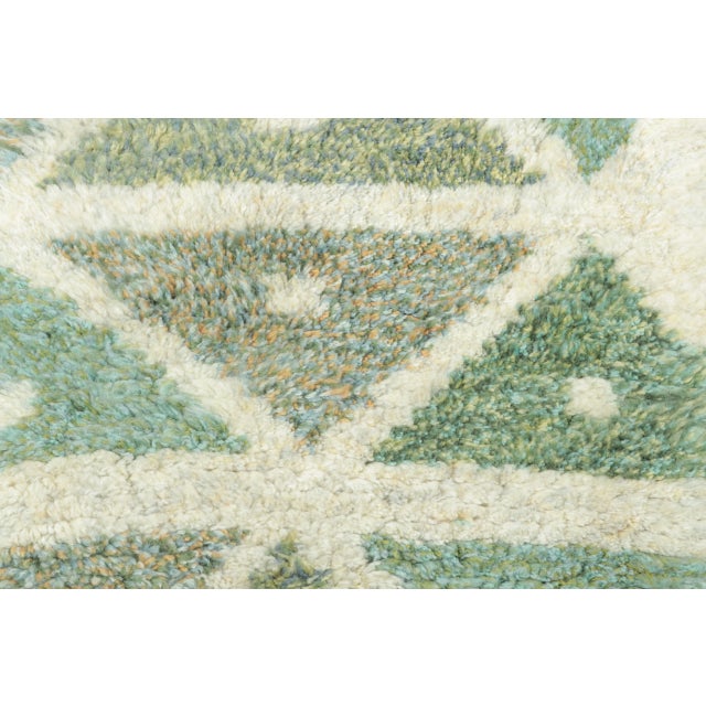 Mid-Century Modern Contemporary Scandinavian Style Gift-Sized Rug by Rug & Kilim, India For Sale - Image 3 of 3