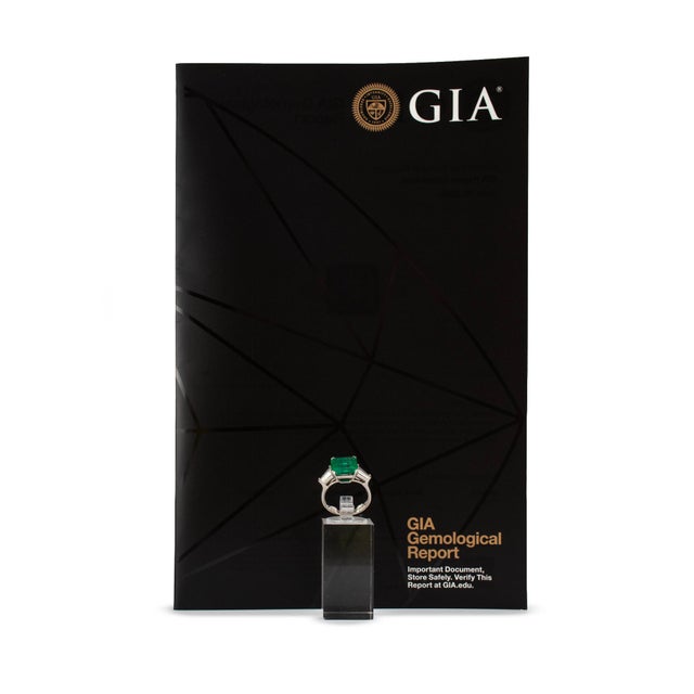 Platinum Vintage Platinum 4.35ctw Gia Green Emerald Diamond Three Stone Cocktail Ring, Size 4.25 For Sale - Image 8 of 9