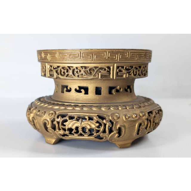 19th Century Chinese Carved Giltwood Gold Painted Display Stand Base For Sale In New York - Image 6 of 18