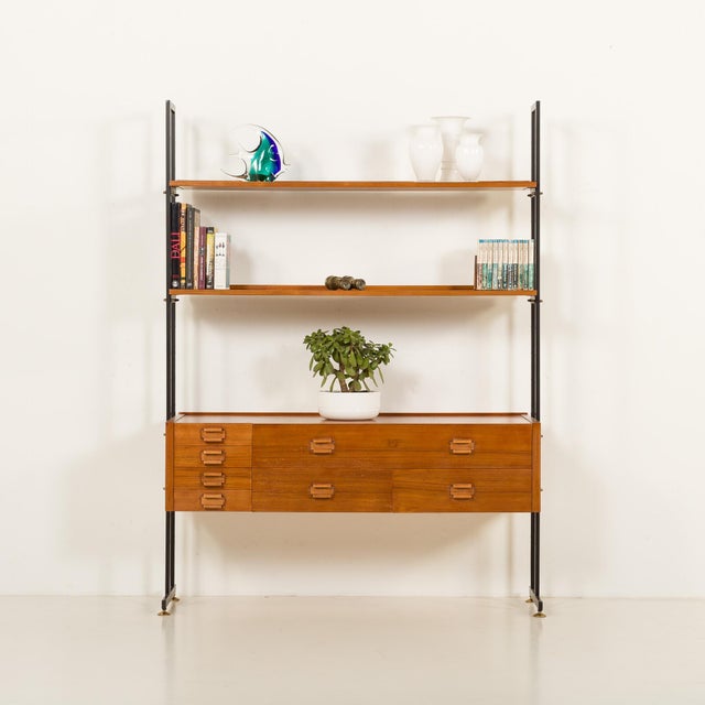 Mid-Century Modern Italian Free Standing Shelving Unit with Drawers, 1970s For Sale - Image 3 of 12