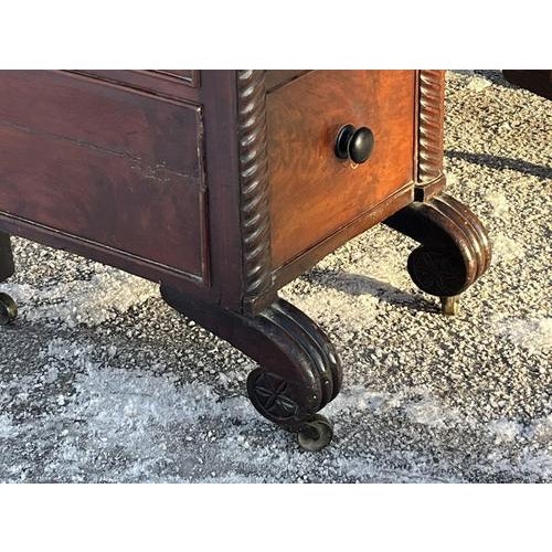 Victorian Desk in Mahogany For Sale - Image 5 of 11