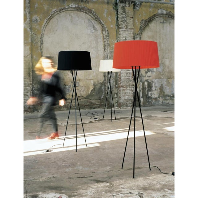 Red Trípode G5 Floor Lamp by Santa & Cole For Sale - Image 6 of 14