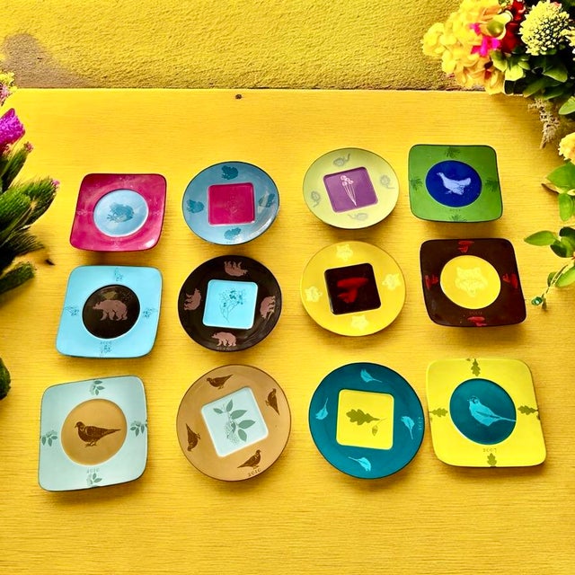 Arabia Finland Plates, 2001, Set of 12 For Sale - Image 4 of 18