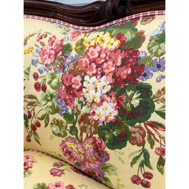 Antique Late 19th Century Walnut Victorian Loveseat For Sale In New York - Image 6 of 12