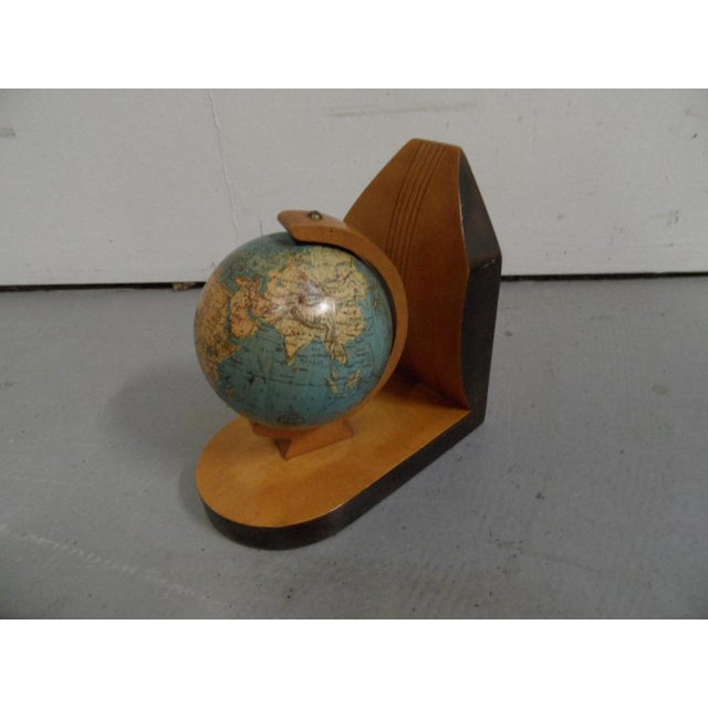Vintage Small Globe, 1950s, in Very Good conditions. Designed 1950 to 1959