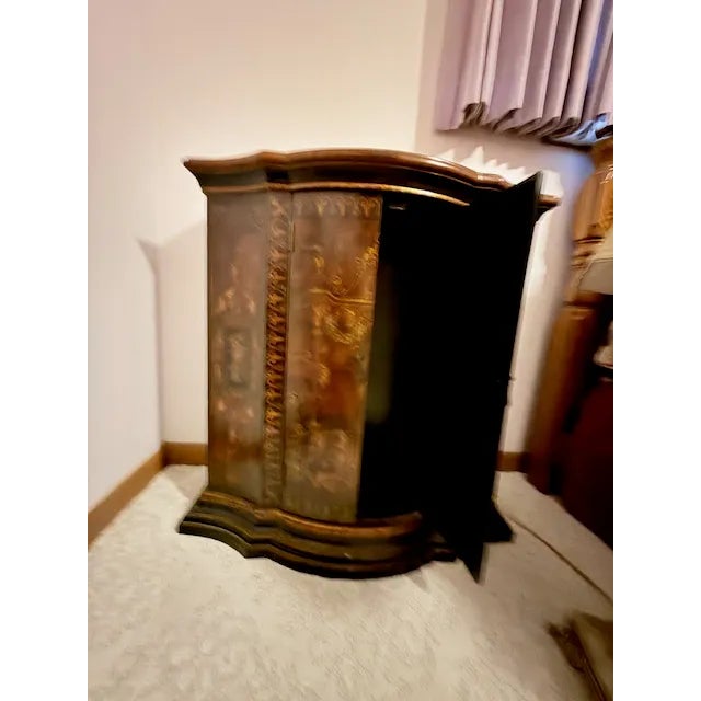 Traditional Bombay Chest With Painting & Front Doors For Sale - Image 3 of 5