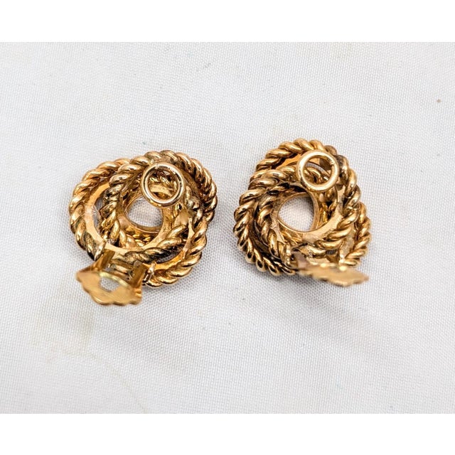 Vintage 1969 Signed Henkle & Grosse Germany Goldtone Knot Clip Earrings- 2 Pieces For Sale - Image 9 of 10
