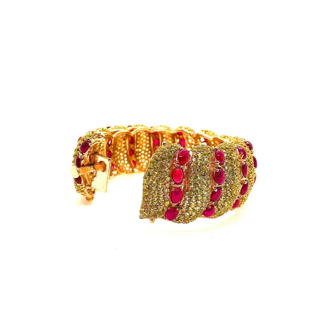 Bochic "Capri" Vintage Natural Ruby & Peridot Bangle Set In 18K Gold & Silver For Sale - Image 9 of 10