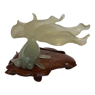 1960s Chinese Jade Bubble Eyed Goldfish For Sale