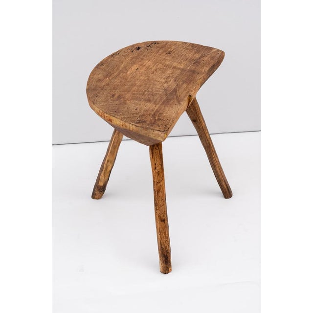 Elm Milking Stools, 1850s, Set of 2 For Sale - Image 4 of 9