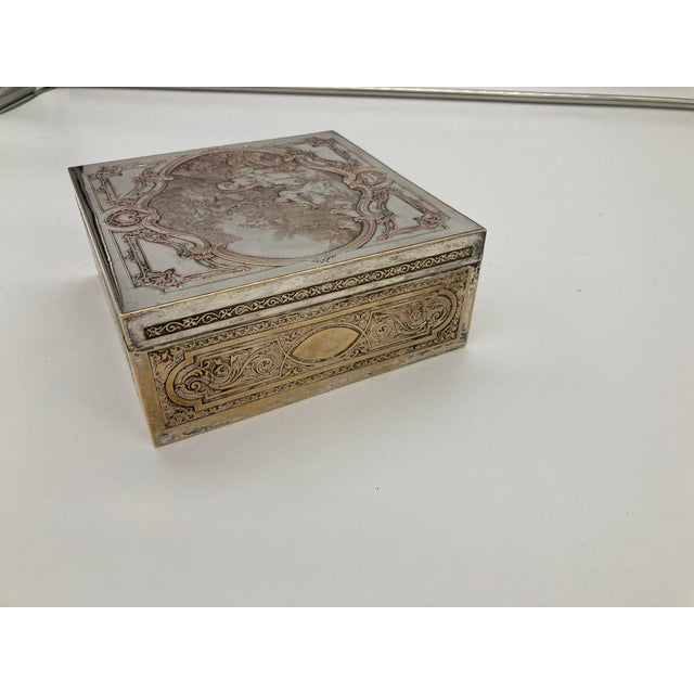 Antique Silver Plated Jewelry Box Le Denicheur by Boucher Engraved by B.Wicker For Sale - Image 10 of 17