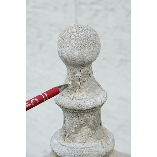 Late 20th Century Pair Of Neoclassical Style Cast Stone Garden Urns On Pedestals For Sale - Image 14 of 16
